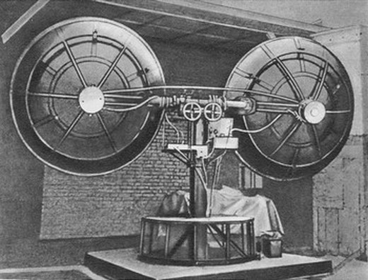 Первый советский радиолокатор для зенитной артиллерии (с аналогичными антеннами во время Второй мировой войны был американский локатор модели SCR-547 - с усл. названием «Микки Маус)